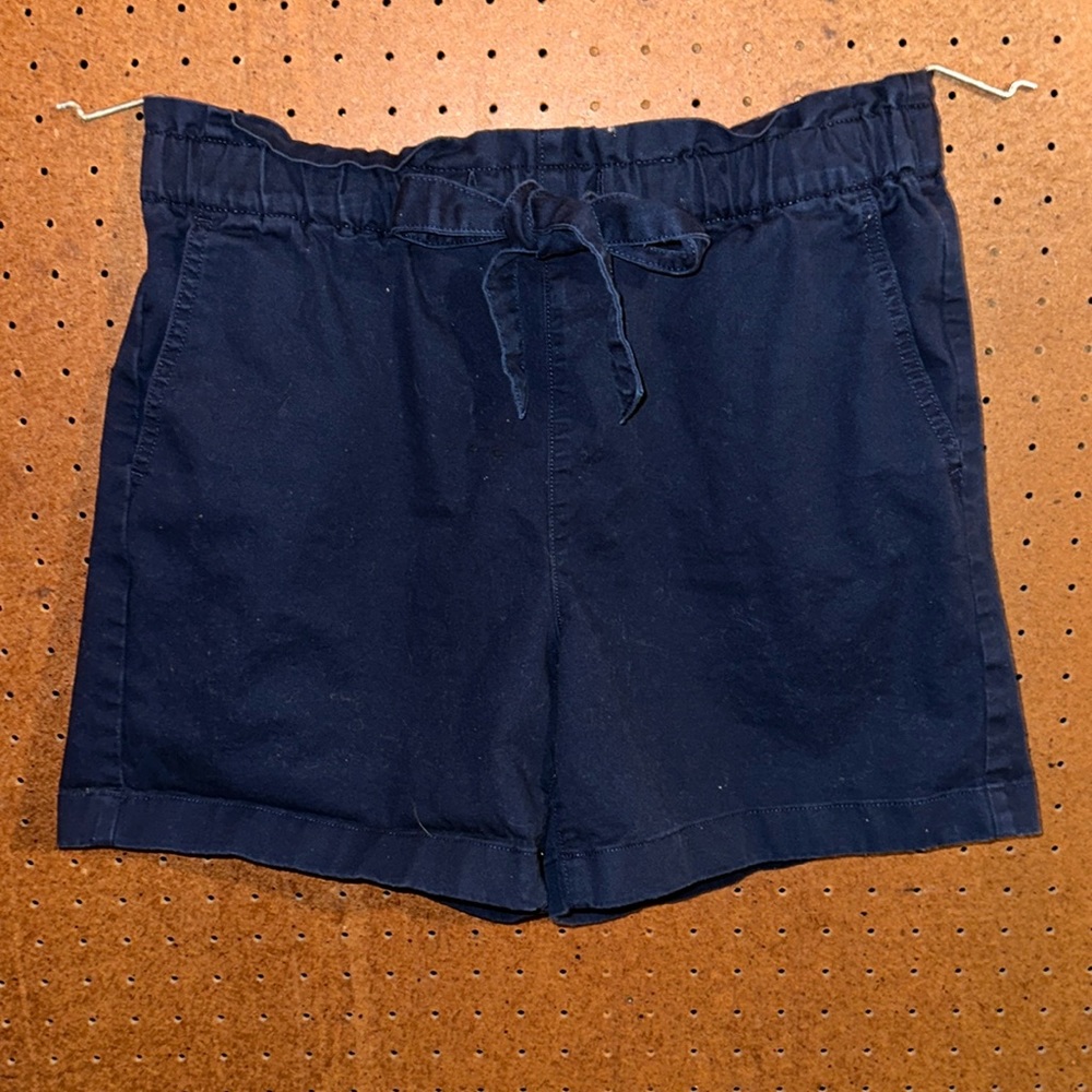 Blue high wasted shorts with drawstring